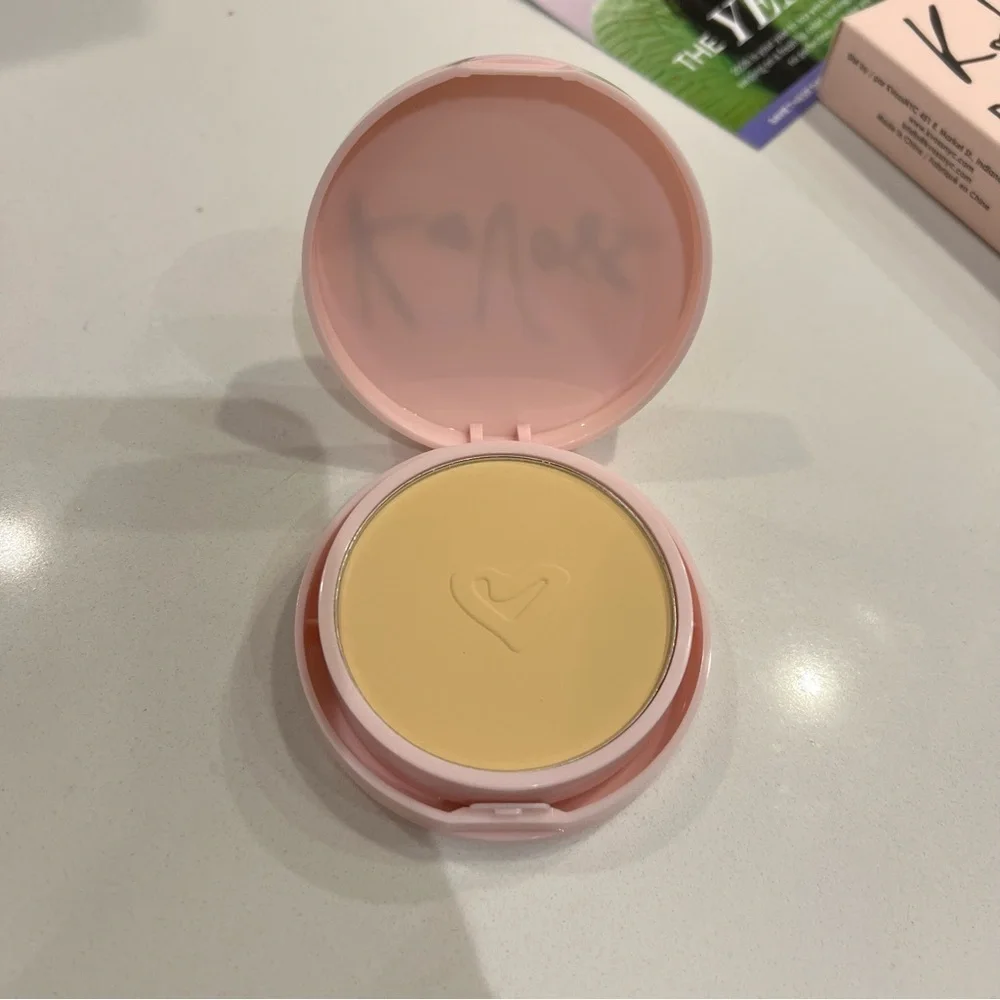 K Voss Pixie Powder NEW